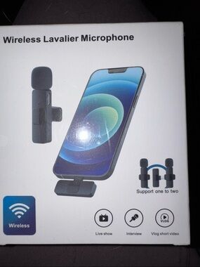 Wireless Lavalier Microphone Clip-On for Smartphones - Black
